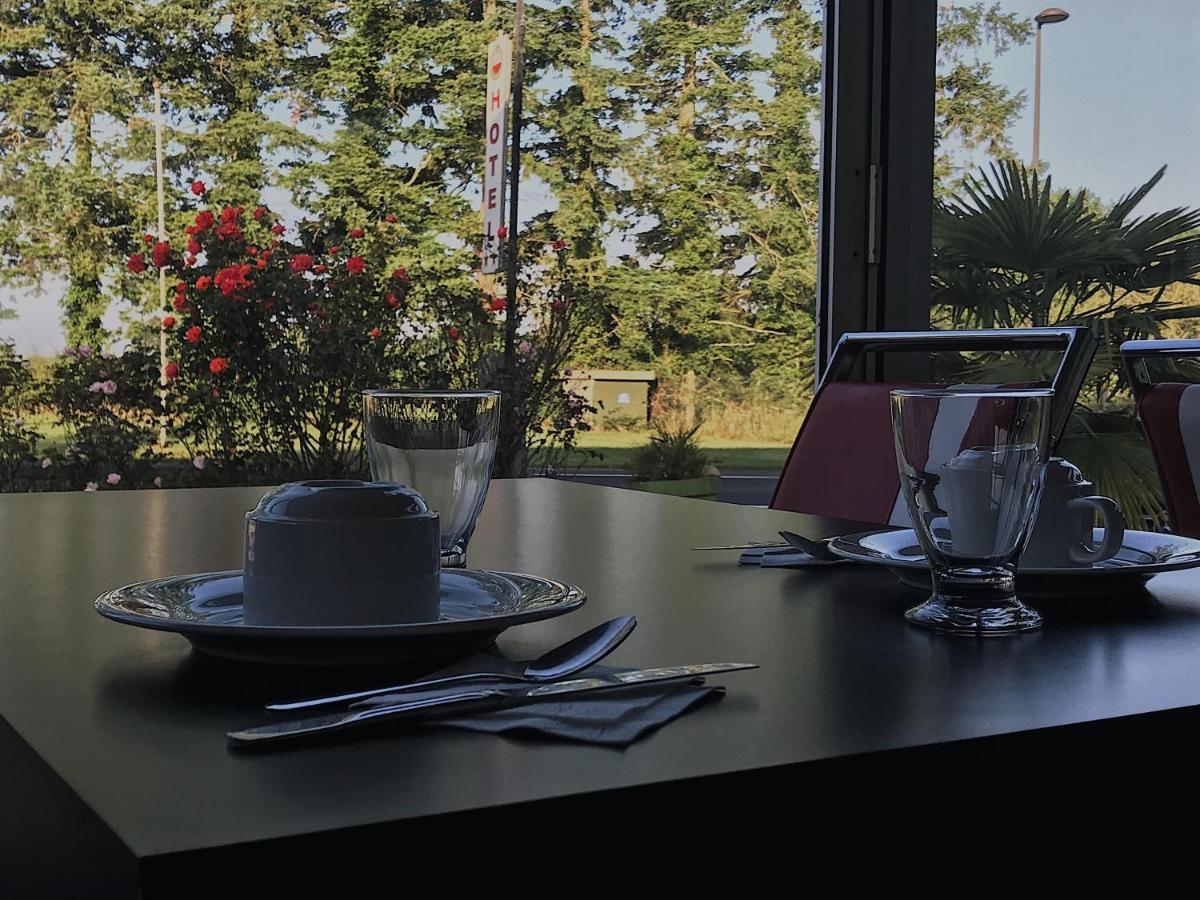 Hotel Les Montois Ceaux Ngoại thất bức ảnh