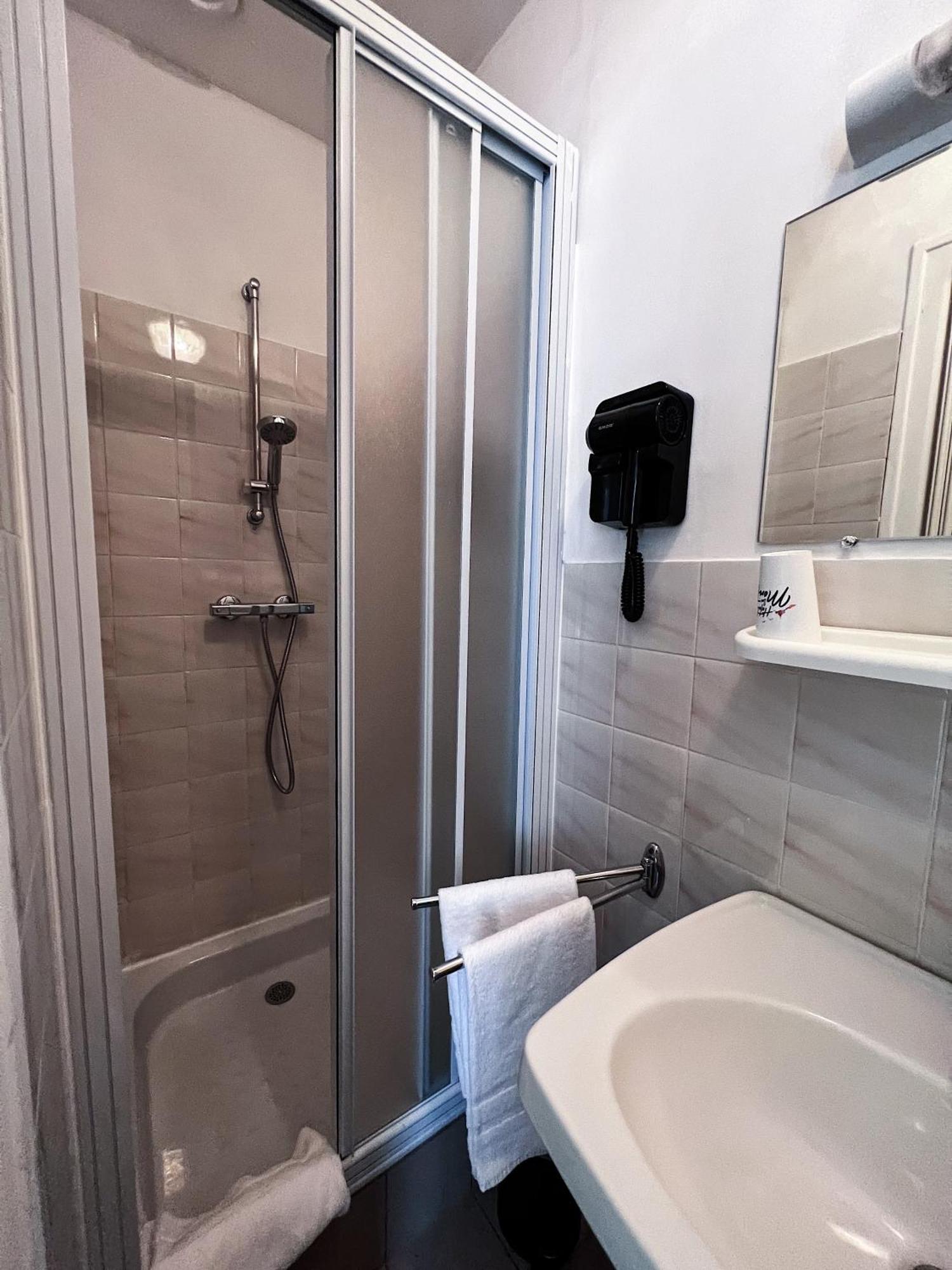 Hotel Les Montois Ceaux Ngoại thất bức ảnh